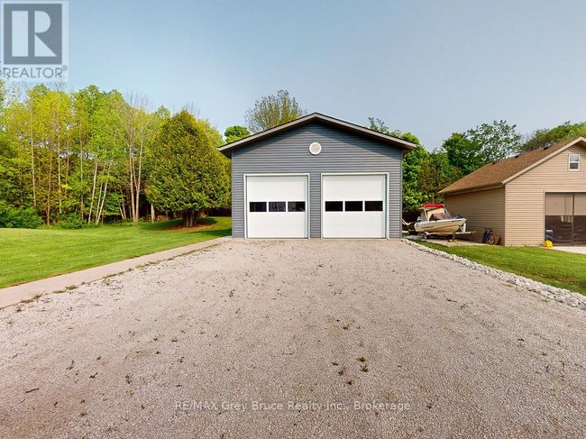 240060 Wilcox Side Rd, House other with 4 bedrooms, 2 bathrooms and 10 parking in Shallow Lake ON | Image 40