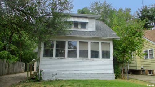 1017 W Willcox Ave, Peoria, IL, 61604-2644 | Card Image