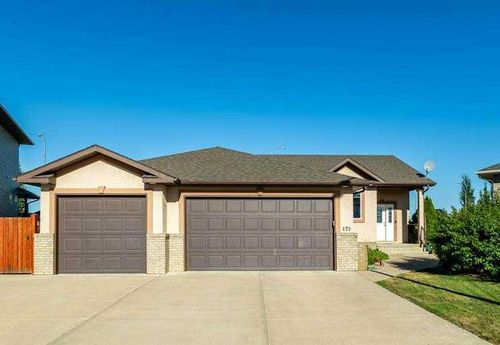 175 Vista Close Se, Medicine Hat, AB, T1B0C4 | Card Image