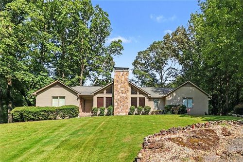 4098 Happy Valley Cir, Newnan, GA, 30263-4099 | Card Image