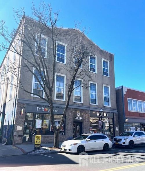 apt-3b-401 Main St, Metuchen, NJ, 08840-1857 | Card Image