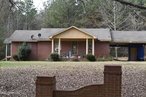 3928 Gravel Springs Road, Senatobia, MS, 38668 | Card Image