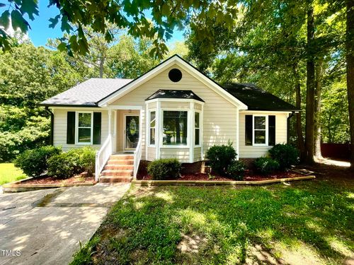 5 Sue Ann Ct, Durham, NC, 27704-5158 | Card Image
