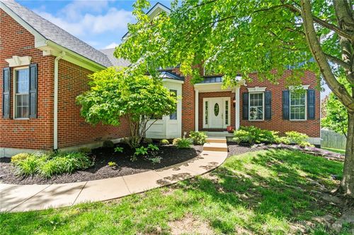 679 Towncrest Dr, Beavercreek, OH, 45434-5889 | Card Image