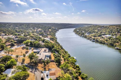2800 Circle Dr, Marble Falls, TX, 78654 | Card Image