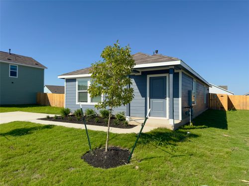 2210 Cyclone Dr, Lockhart, TX, 78644-4975 | Card Image