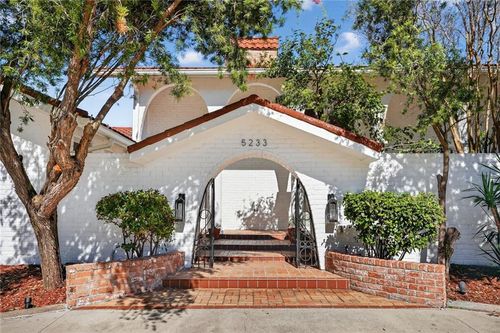 5233 Cleveland Pl, Metairie, LA, 70003-1023 | Card Image