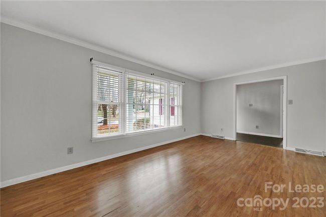 5922 Coatbridge Ln, House other with 3 bedrooms, 2 bathrooms and null parking in Charlotte NC | Image 4