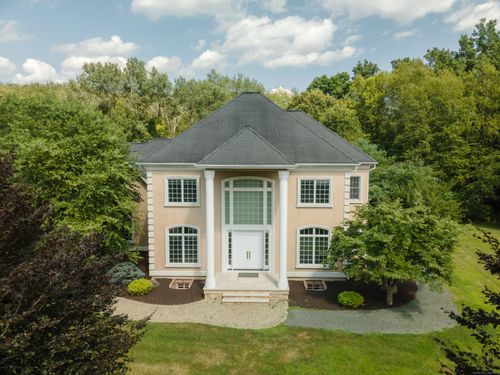 4 Wilderness Acres, Preston, CT, 06365-8052 | Card Image