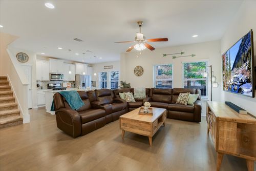 262-2304 S Lakeline Blvd, Cedar Park, TX, 78613-2038 | Card Image