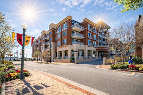 104-100 Sky Sail Blvd, New Bern, NC, 28560-4572 | Card Image