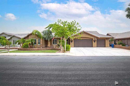 2237 S 46th Way, Yuma, AZ, 85364-7825 | Card Image