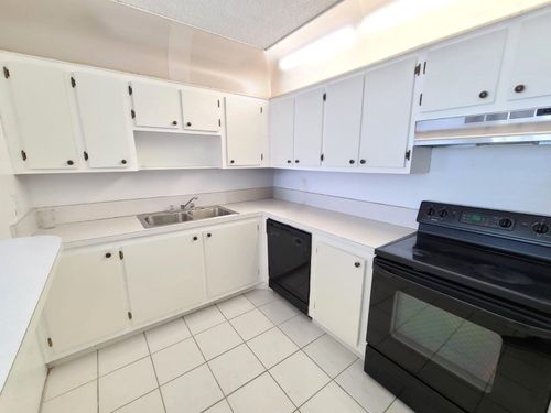 b4e-14850 Naranja Lakes Blvd, Homestead, FL, 33032 | Card Image