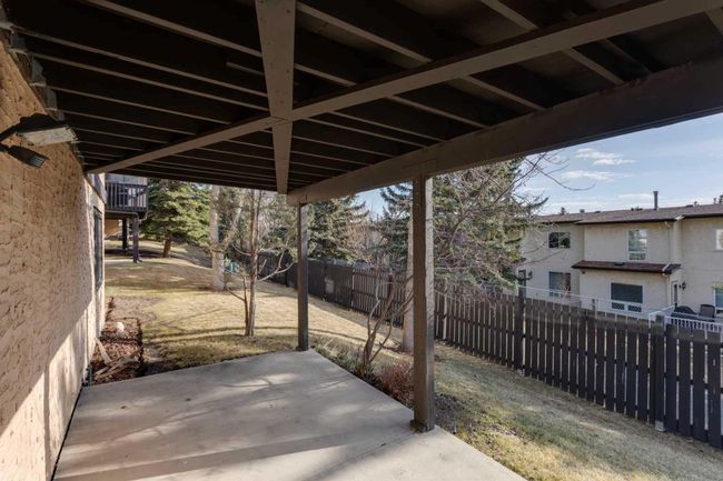 38 - 118 Strathcona Road Sw, Townhouse with 2 bedrooms, 2 bathrooms and 4 parking in Calgary AB | Image 6