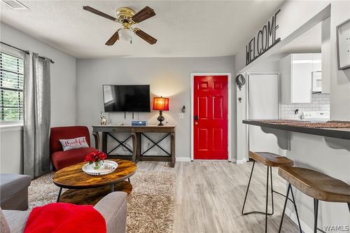 901 Hargrove Rd, Tuscaloosa, AL, 35401-4844 | Card Image