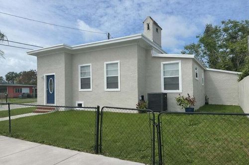 139 Alma Ct, Fort Pierce, FL, 34950-8818 | Card Image