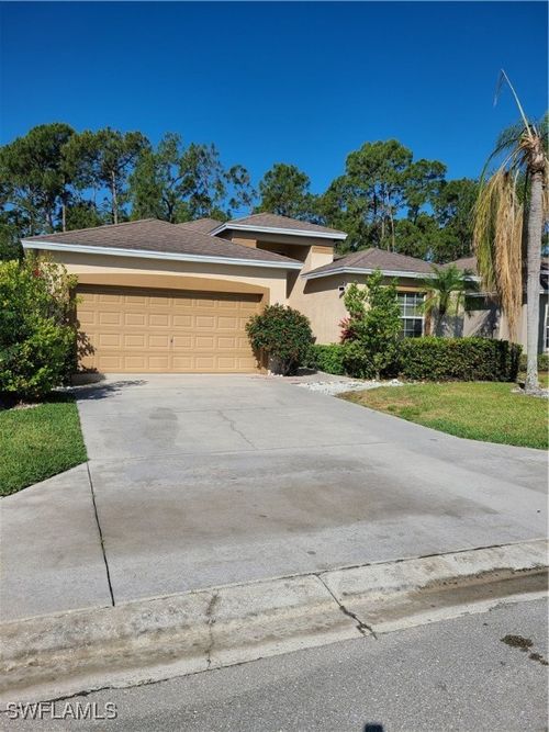 745 Crossfield Cir, NAPLES, FL, 34104-4758 | Card Image