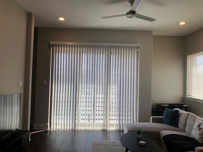 UNIT-200 - 324 Feliks Gwozdz Pl, Townhouse with 2 bedrooms, 3 bathrooms and null parking in Fort Worth TX | Image 5