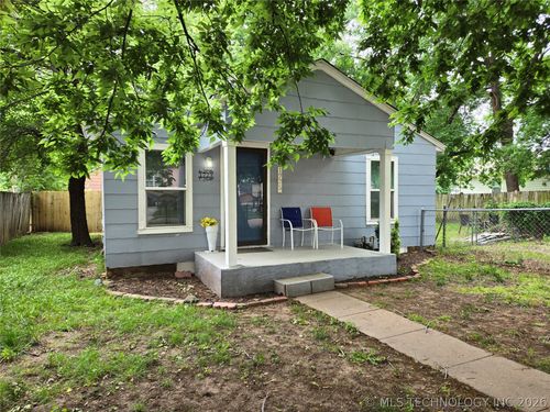 1723 Atlanta Pl, Tulsa, OK, 74110-2526 | Card Image