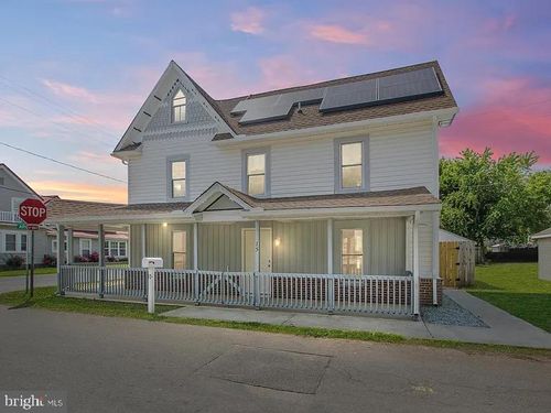 15 E 3rd St, SEAFORD, DE, 19973-4162 | Card Image