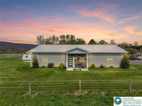 3670 N Dogwood Rd, DANIELSVILLE, PA, 18038-9760 | Card Image