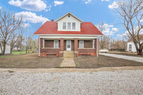 18051 North St, Charleston, IL, 61920-8447 | Card Image