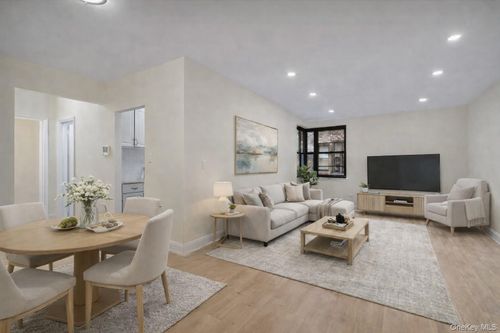 apt-310-32-25 88th St, East Elmhurst, NY, 11369-2107 | Card Image