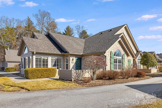 70 Summerfield Pl, Townhouse with 2 bedrooms, 2 bathrooms and null parking in Flat Rock NC | Image 47