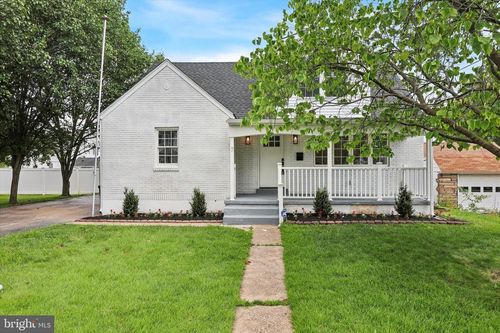 3 Wilmer Ave, CONSHOHOCKEN, PA, 19428-1305 | Card Image