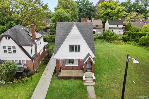 5059 Buckingham Ave, Detroit, MI, 48224-3250 | Card Image