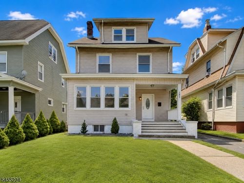 187 Rutledge Ave, East Orange, NJ, 07017-4913 | Card Image