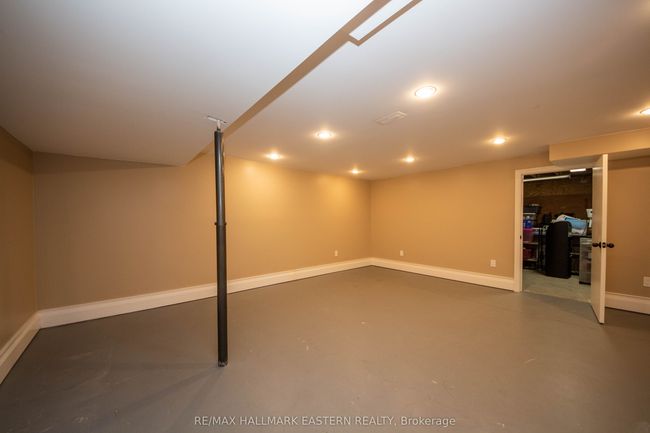 1740 Waddell Ave, House other with 4 bedrooms, 5 bathrooms and 4 parking in Peterborough ON | Image 34