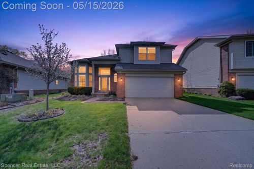 3141 Bridlewood Dr, Oakland Twp, MI, 48306-1485 | Card Image