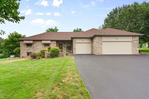 2050 N Steeple Chase Ct, Nixa, MO, 65714-7288 | Card Image