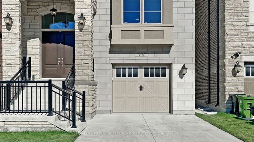 73 William Durie Way, North York, ON, M2R0A9 | Card Image