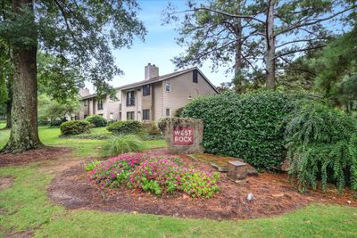 1824 Dragonfly Cv, Condo with 2 bedrooms, 2 bathrooms and null parking in Germantown TN | Image 1