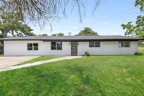 100 Shady Oaks Ln, Somerville, TX, 77879-3722 | Card Image