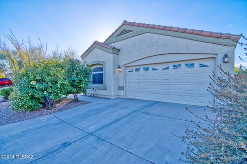 10530 E Bonpland Willow Drive, Tucson, AZ, 85747 | Card Image