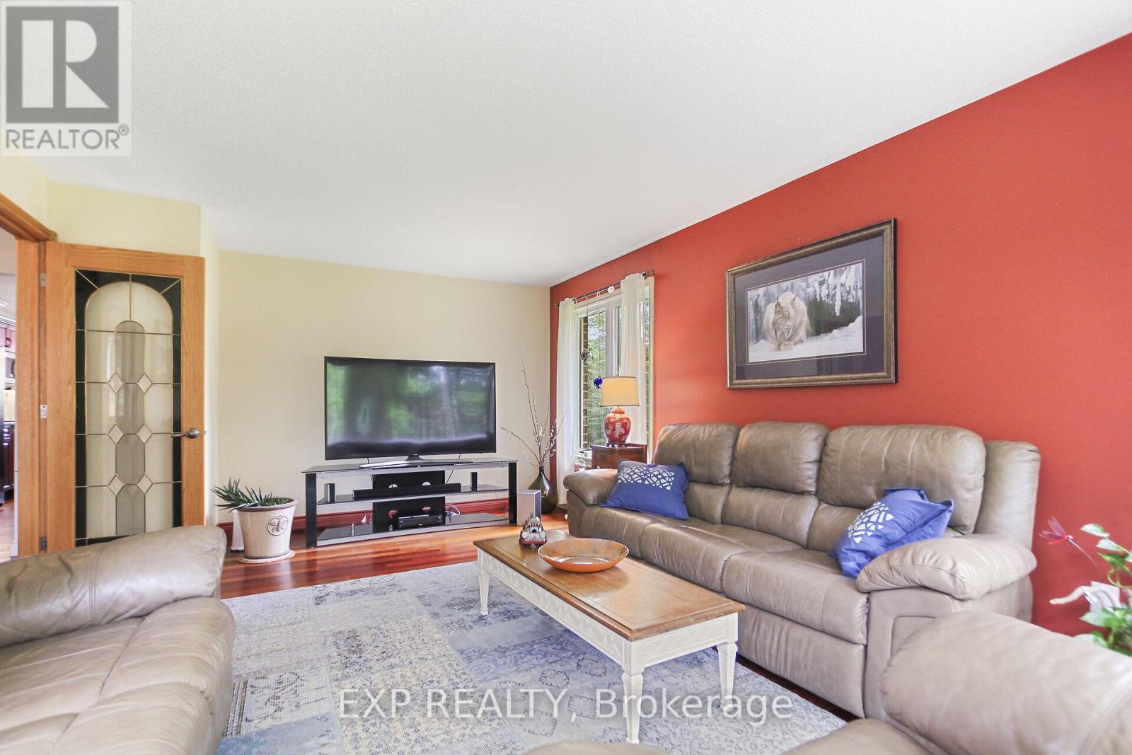 Residential in Lanark Highlands 4