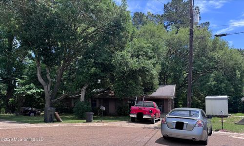 115 Tubman Cir, Natchez, MS, 39120-9360 | Card Image