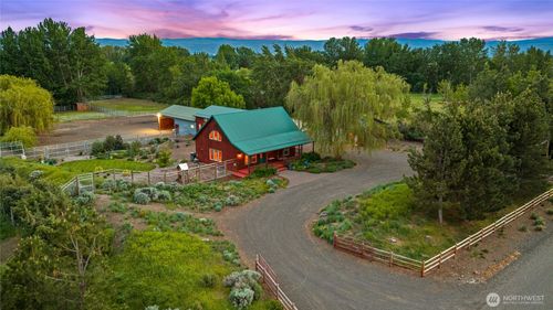1750 Rader Road Ellensburg Wa 98926-7332, Ellensburg, WA, 98926 | Card Image