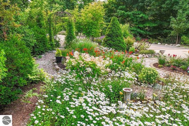 2455 E Meander Ln, House other with 3 bedrooms, 2 bathrooms and null parking in Cedar MI | Image 77