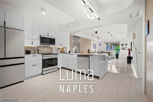 b103-1100 Pine Ridge Rd, NAPLES, FL, 34108-8920 | Card Image