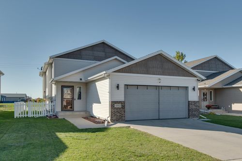 4892 51st Avenue S, Fargo, ND, 58104 | Card Image