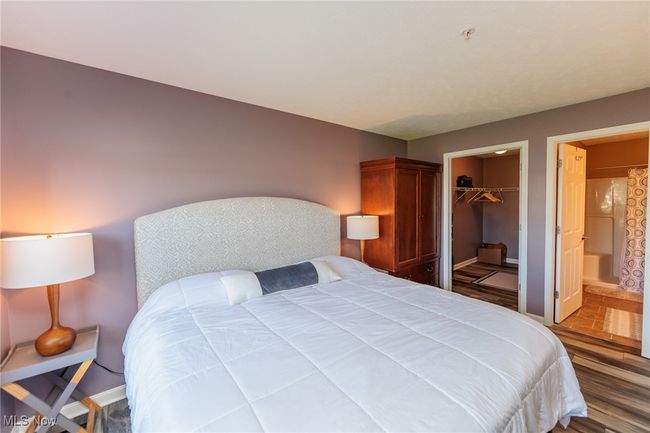 APT-225 - 23004 Chandlers Ln, Condo with 2 bedrooms, 2 bathrooms and null parking in Olmsted Falls OH | Image 30