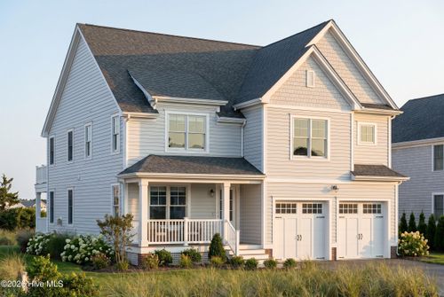 201 Cumberland St, Newport, NC, 28570-4554 | Card Image