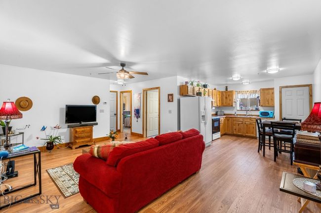 APT-4 - 81 10 Th St, Condo with 2 bedrooms, 1 bathrooms and null parking in Belgrade MT | Image 5