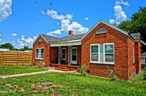 3128 Main St, Cottondale, FL, 32431-3058 | Card Image