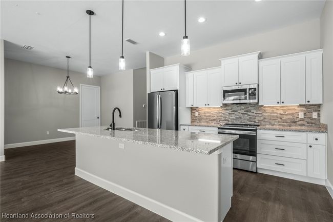 3067 Golden Bear Rd, Townhouse with 2 bedrooms, 2 bathrooms and null parking in Sebring FL | Image 11