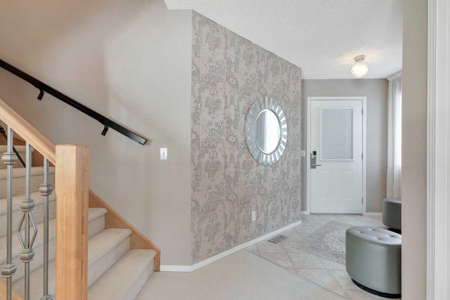 251 Copperfield Green Se, Home with 3 bedrooms, 2 bathrooms and 4 parking in Calgary AB | Image 2